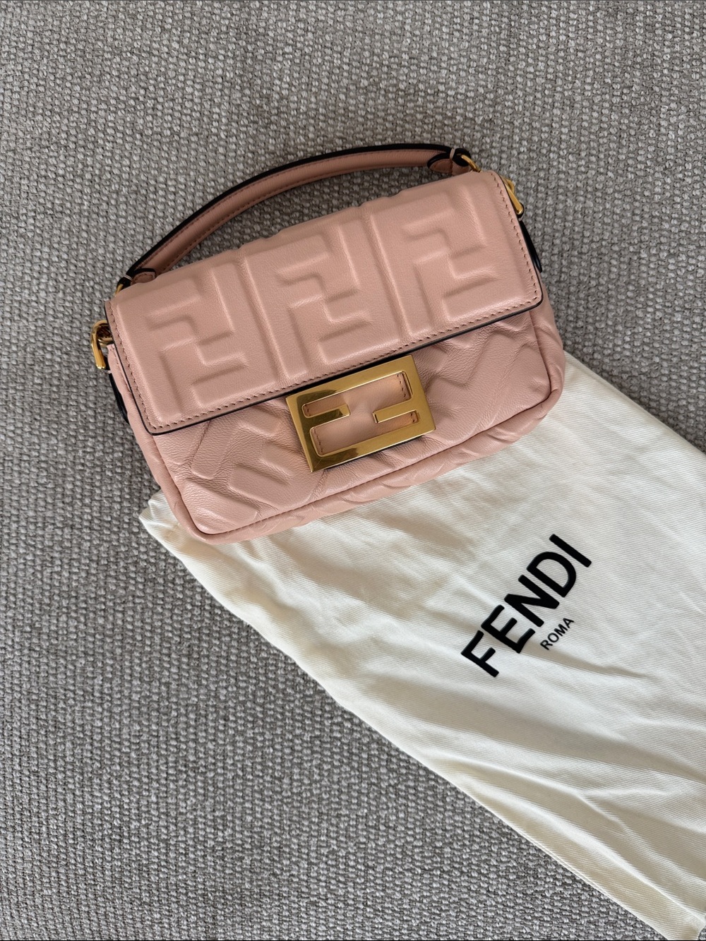 Fendi baguette- mini embossed